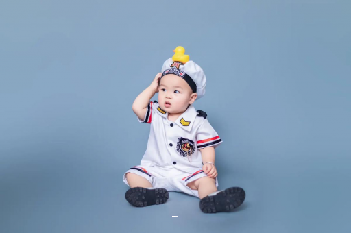 灯塔宝宝需要剃光头吗